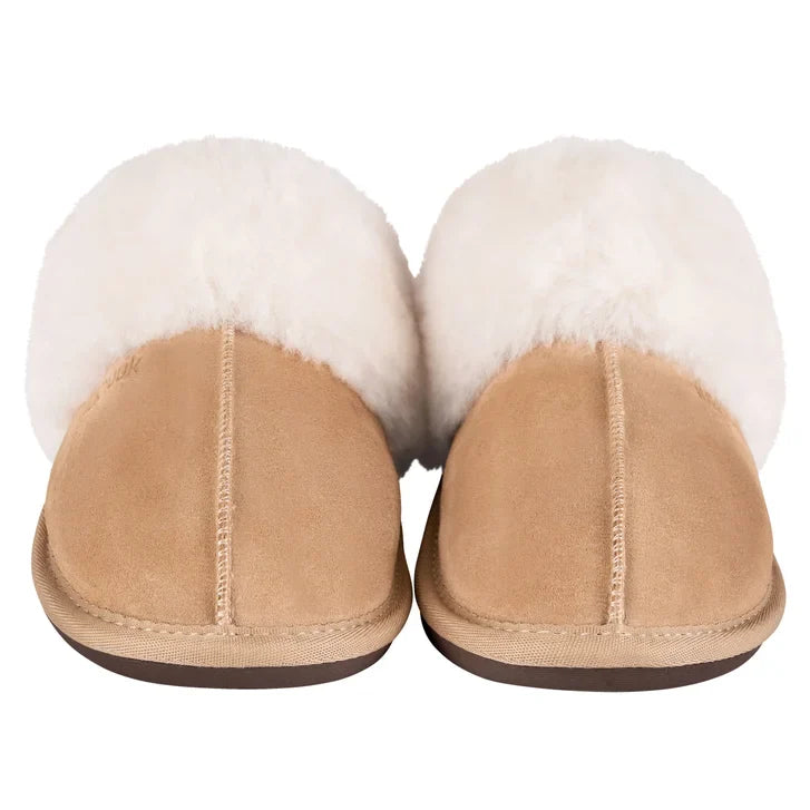 Nuknuuk Women’s Shearling Slippers