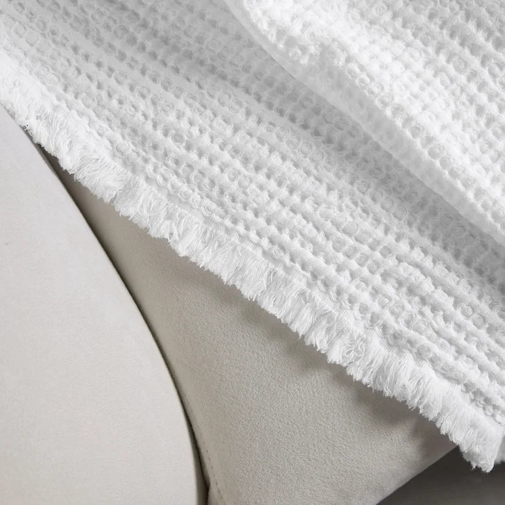House & Home by Lynda Reeves European Collection - Cotton Waffle Throw