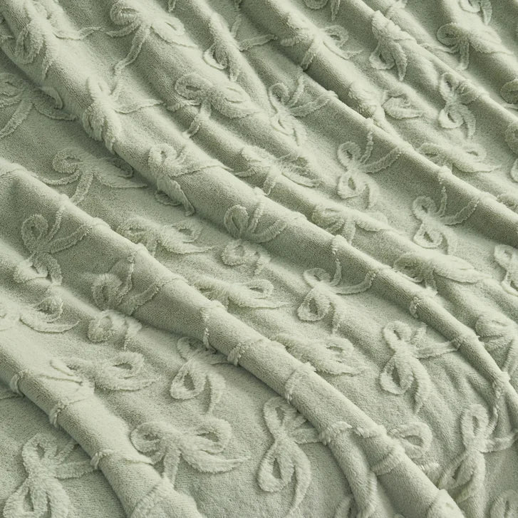 Casual Living Throw and Pillow Set, 3-piece