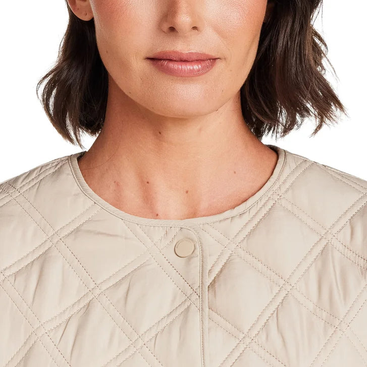 Weatherproof Women's Collarless Quilted Jacket