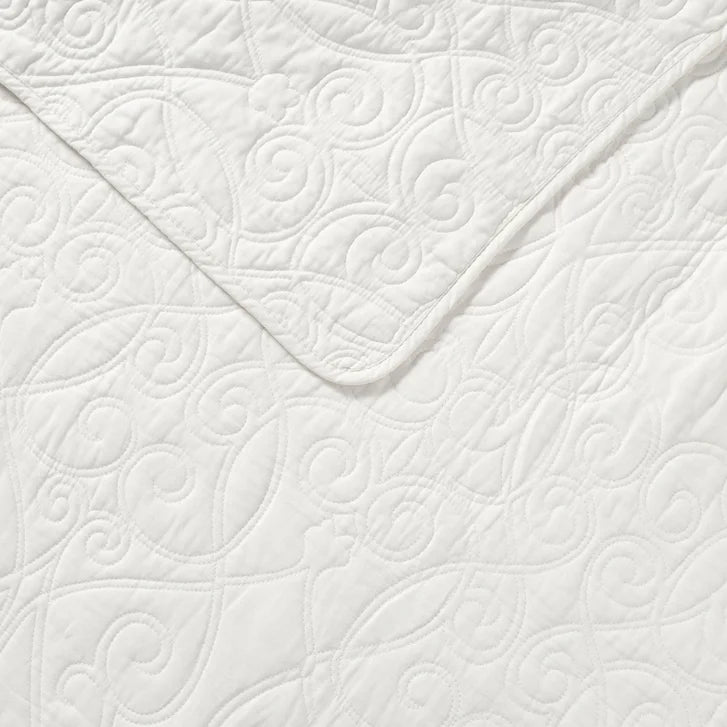 Laura Ashley - Quilt Set
