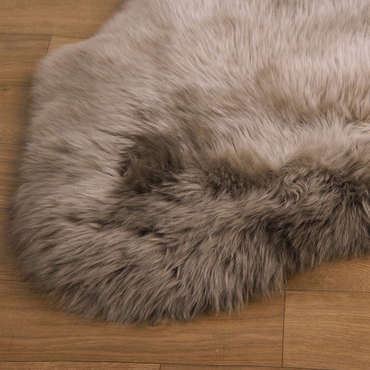 Windward Single Sheepskin Rug