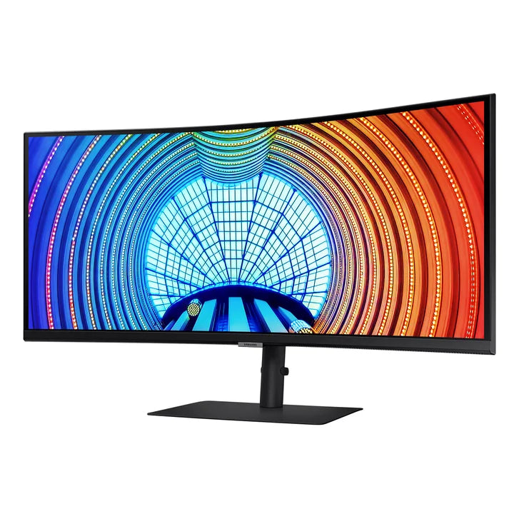 Samsung 34 in. UWQHD Curved Monitor (3440 × 1440)