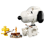 LEGO Ideas Peanuts: Snoopy's Doghouse 21368
