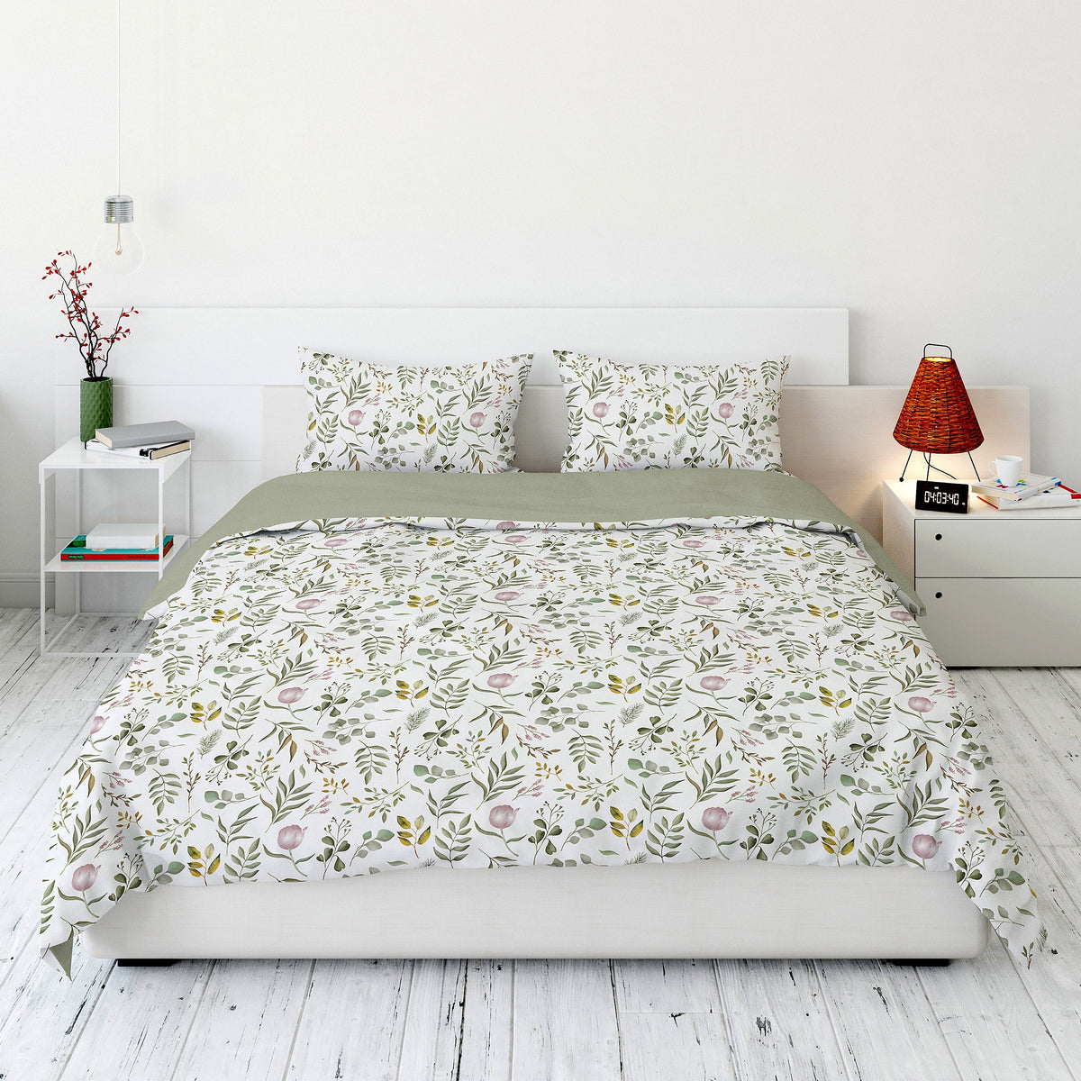 Swiss Collection 3-piece Reversible Duvet Cover Set