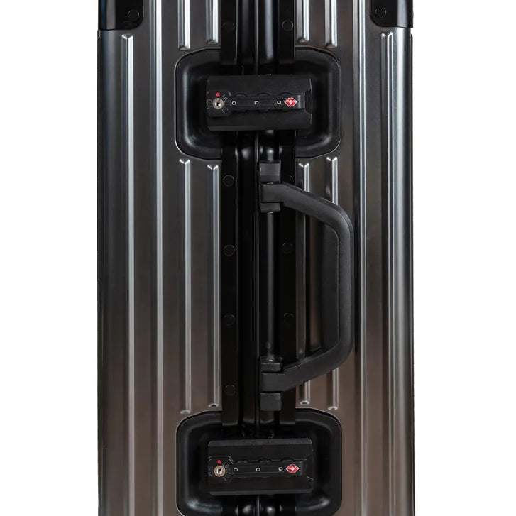 Champs Elite Collection Aluminum Carry-on