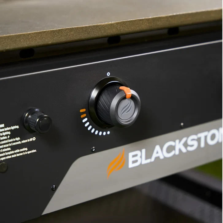 Blackstone 28" Omnivore Griddle with Hood and Soft Cover