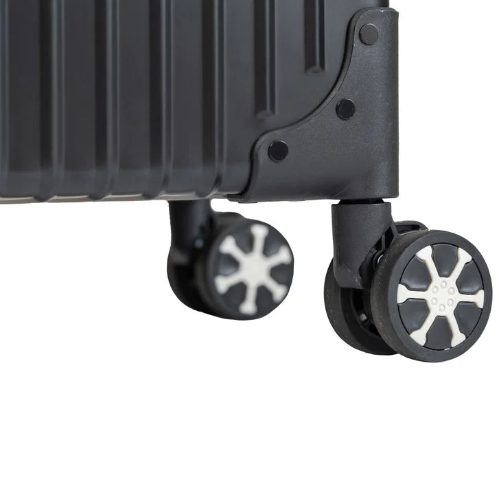 Champs Elite Collection Aluminum Carry-on