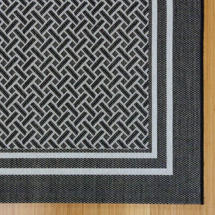 Gertmenian Naples Collection Ace Border Indoor/Outdoor Area Rug