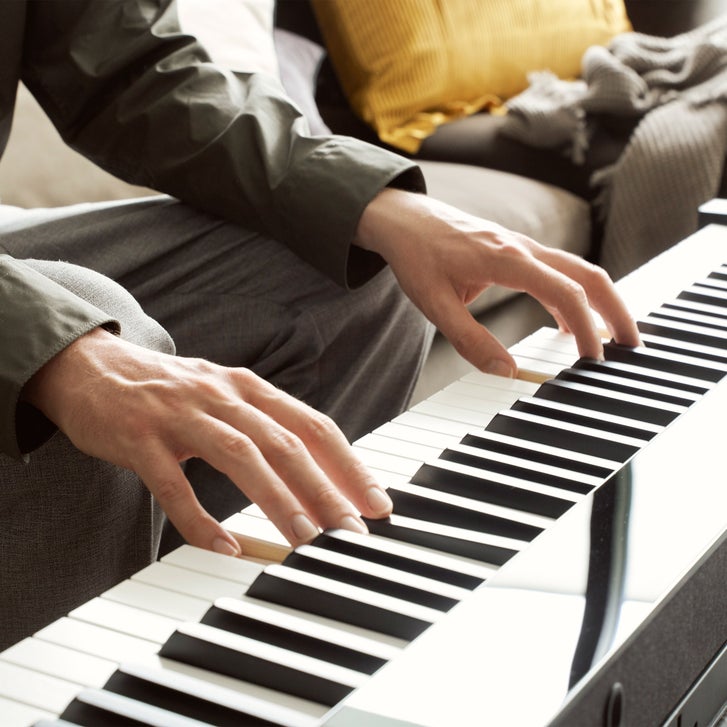 Casio Privia PX-S6000 88-Key Smart Hybrid Hammer Action Keyboard
