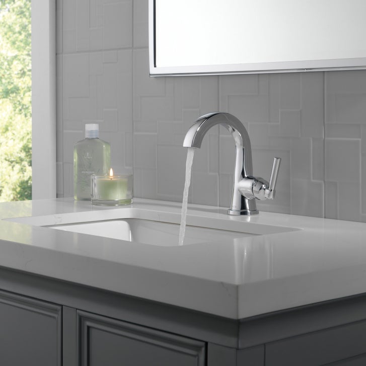 Delta Becker Single Handle Centerset Bathroom Faucet