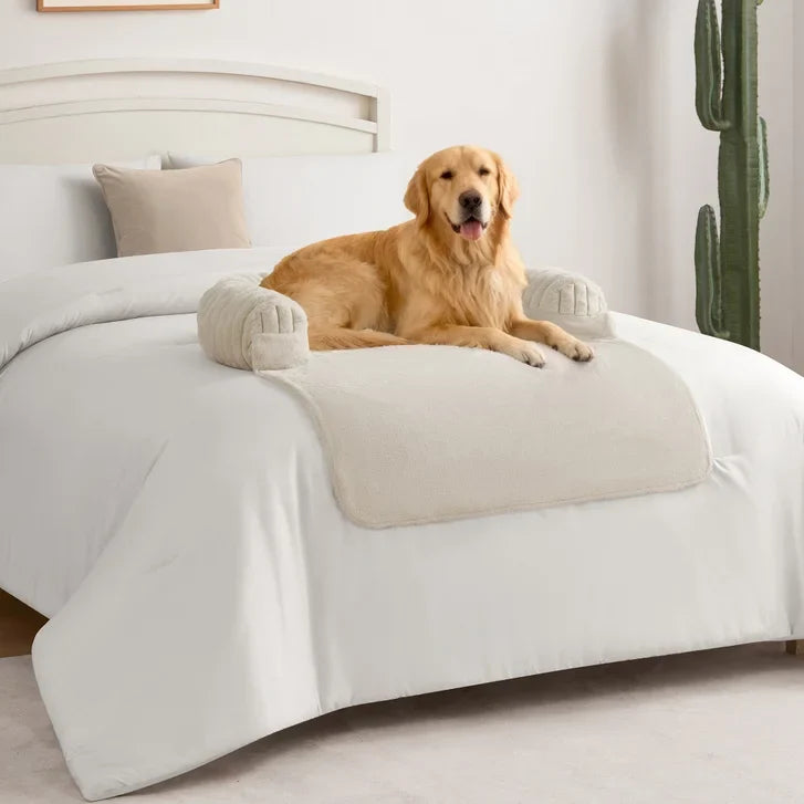 Lounge & Co. Glitz 36 in. Pet Cover with Bolster