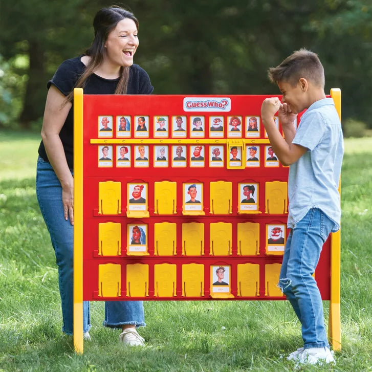 Hasbro - Giant Guess Who?