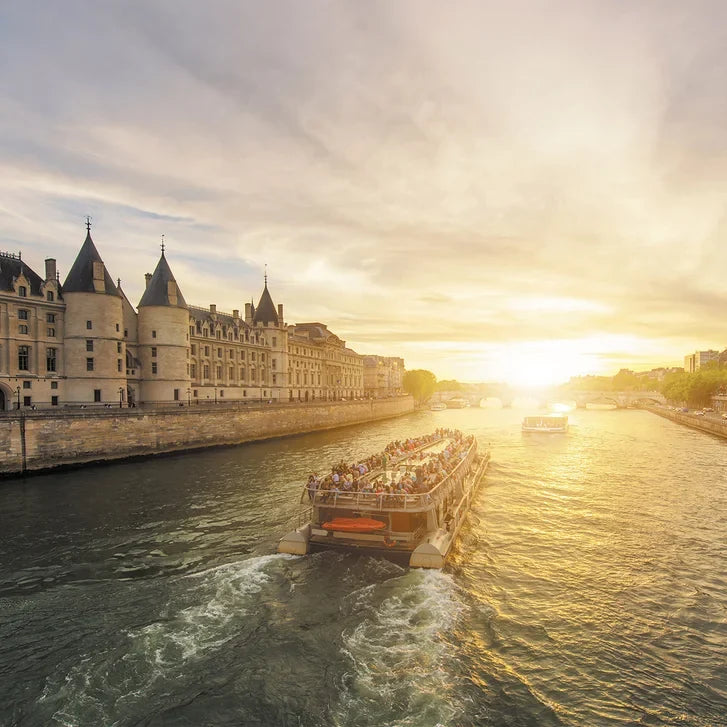 Go City Paris All-Inclusive 4-day Pass Plus