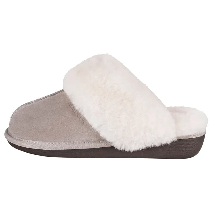 Nuknuuk Women’s Shearling Slippers