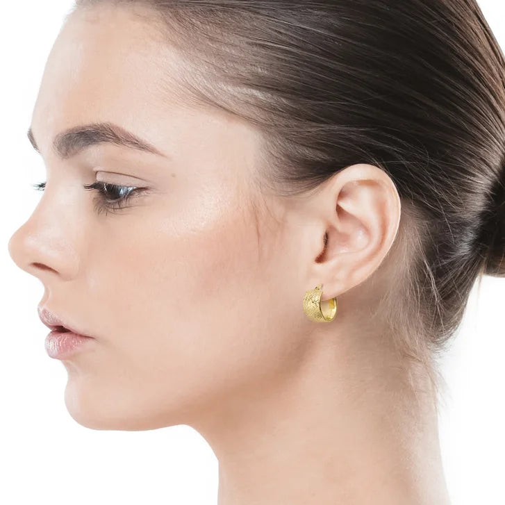 Diamond Cut Wide Hoop Earrings in Yellow Gold