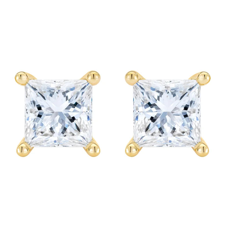 Princess Cut Diamond Stud Earrings (0.70 ctw)