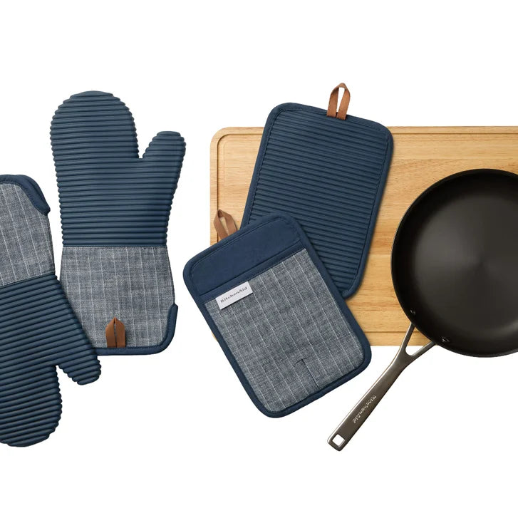 KitchenAid 4-piece Oven Mitt and Potholder Set