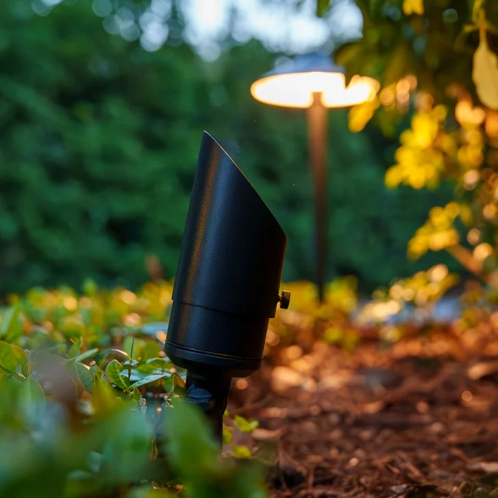 VOLT 13-light Outdoor LED Kit with 150W Transformer