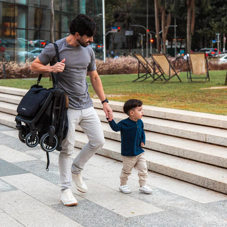 Maxi-Cosi - Eva Lightweight Compact Travel Stroller