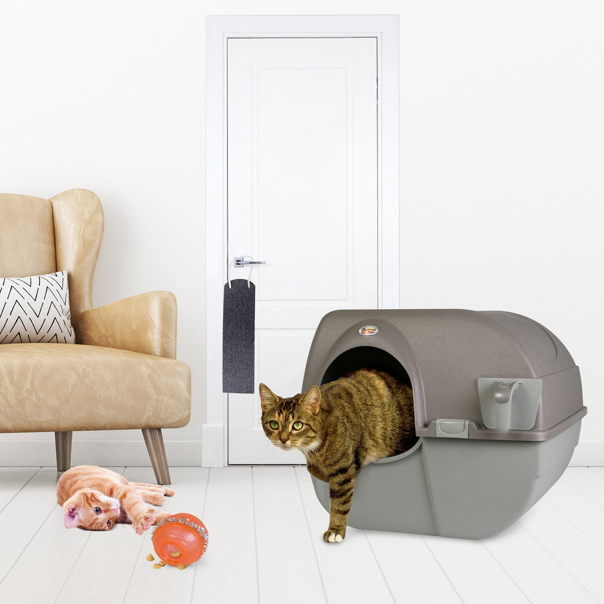 Omega Paw Roll n' Clean Self Cleaning Litter Box Bundle
