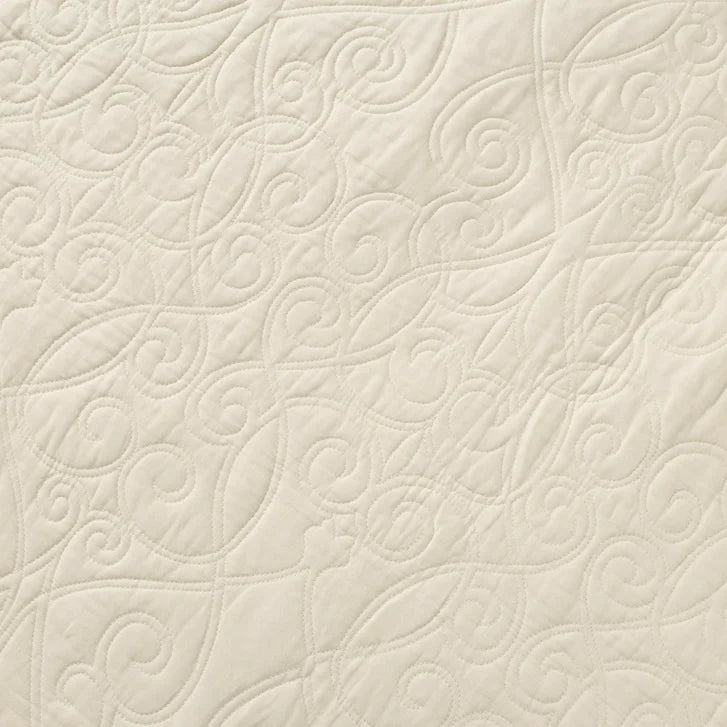 Laura Ashley - Quilt Set