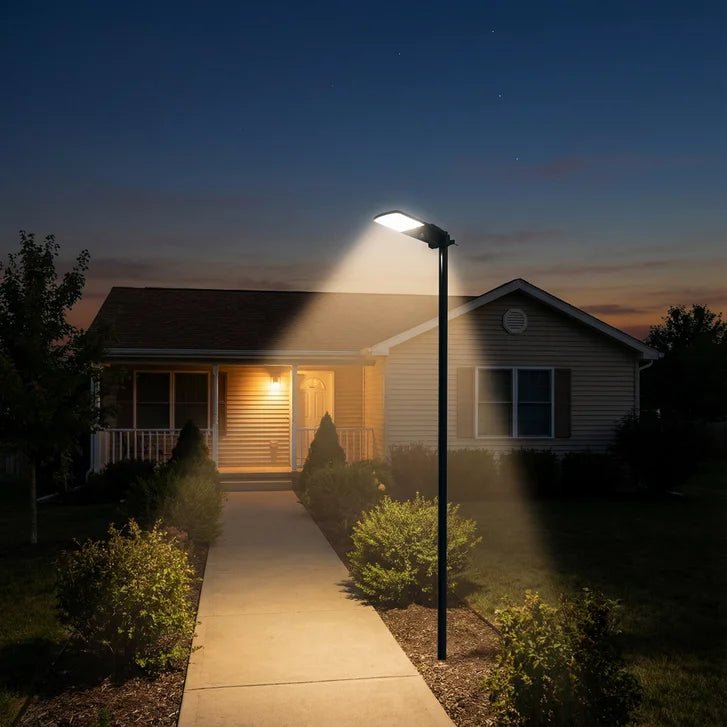 Sol-R-Brite 5000 Lumen LED Solar Lamp