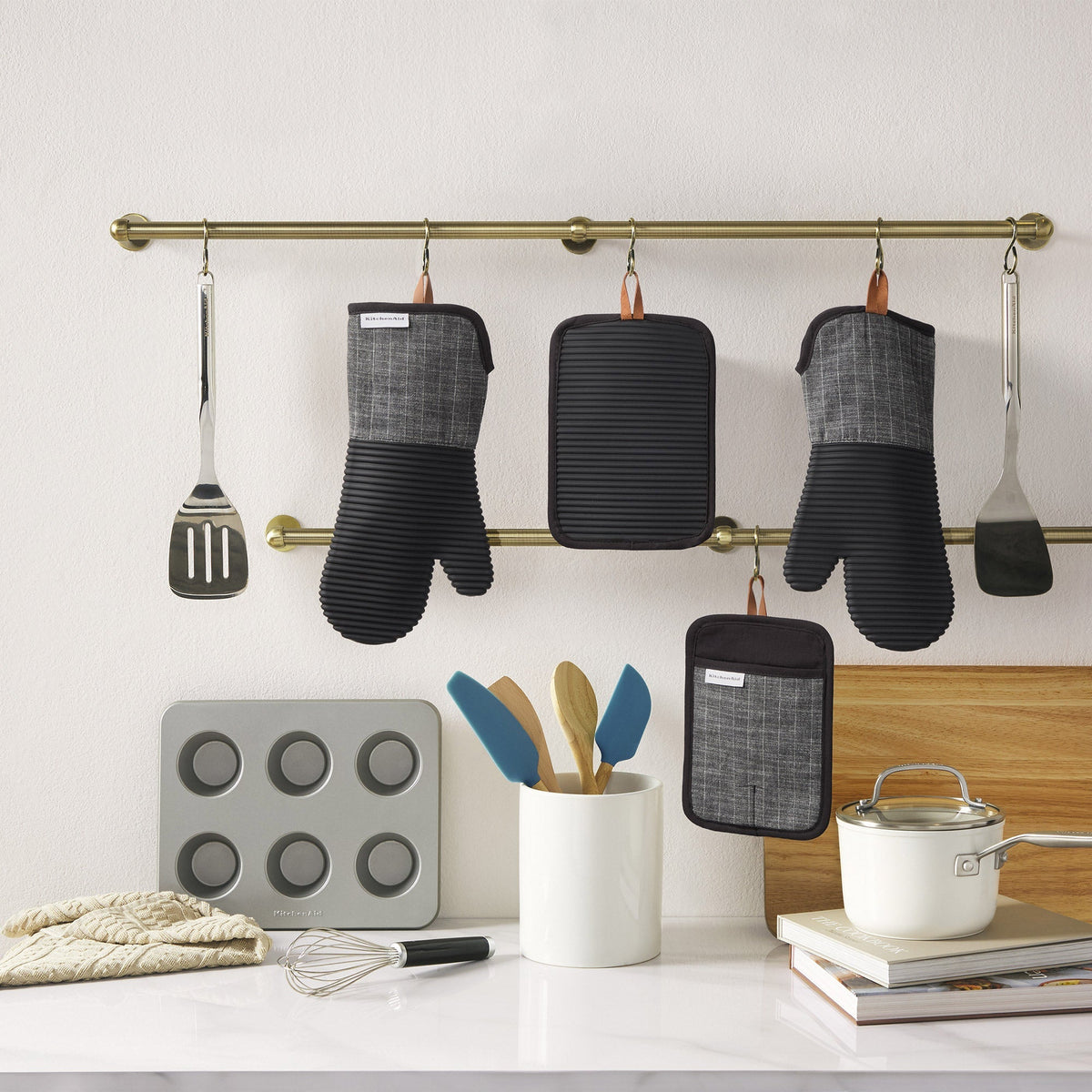 KitchenAid 4-piece Oven Mitt and Potholder Set