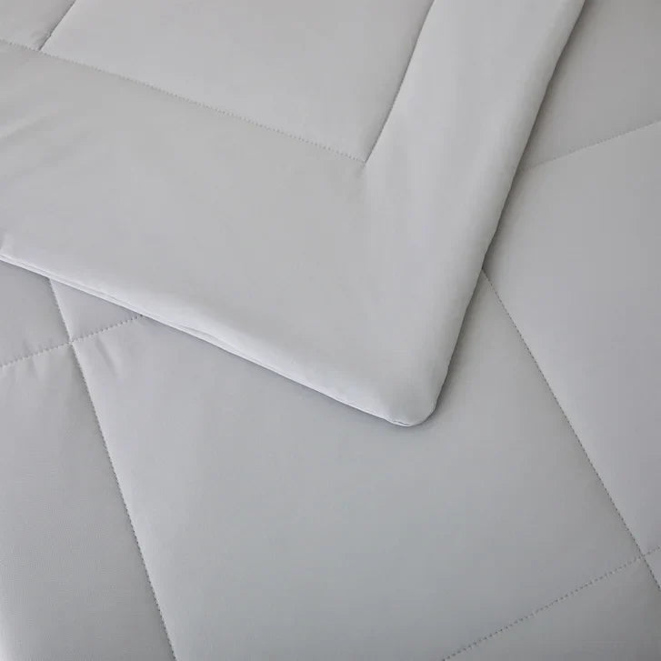 Hush Essentials Cooling Blanket